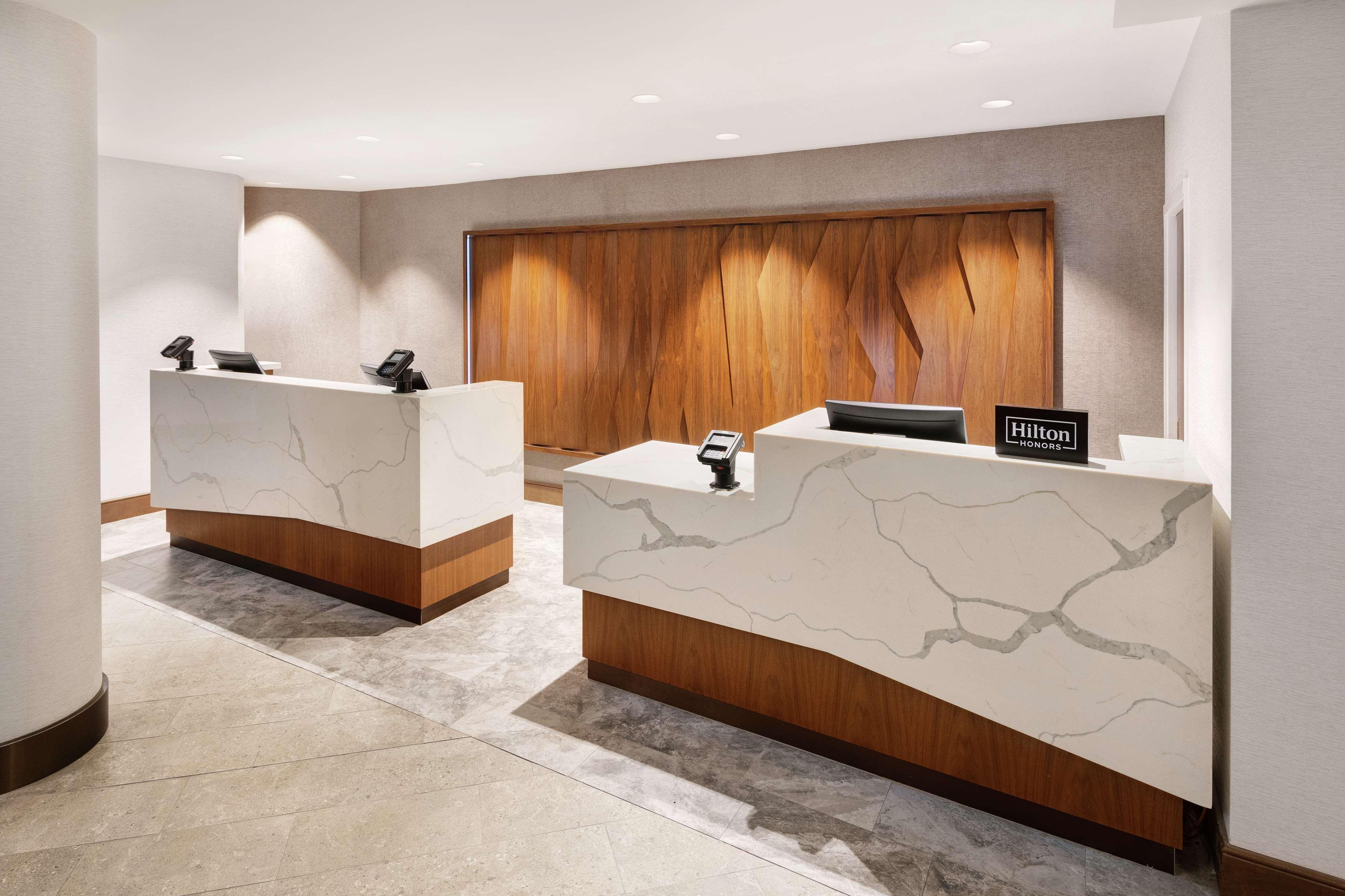 Embassy Suites Tysons Corner Esterno foto