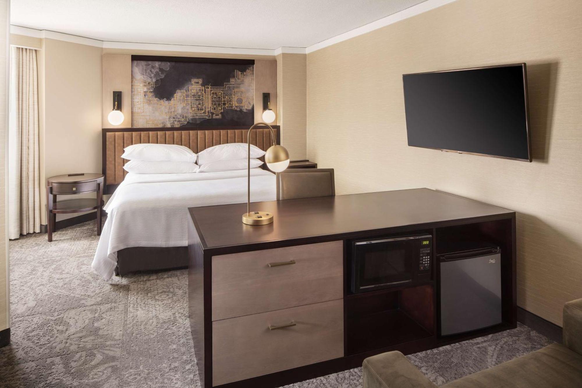Embassy Suites Tysons Corner Esterno foto