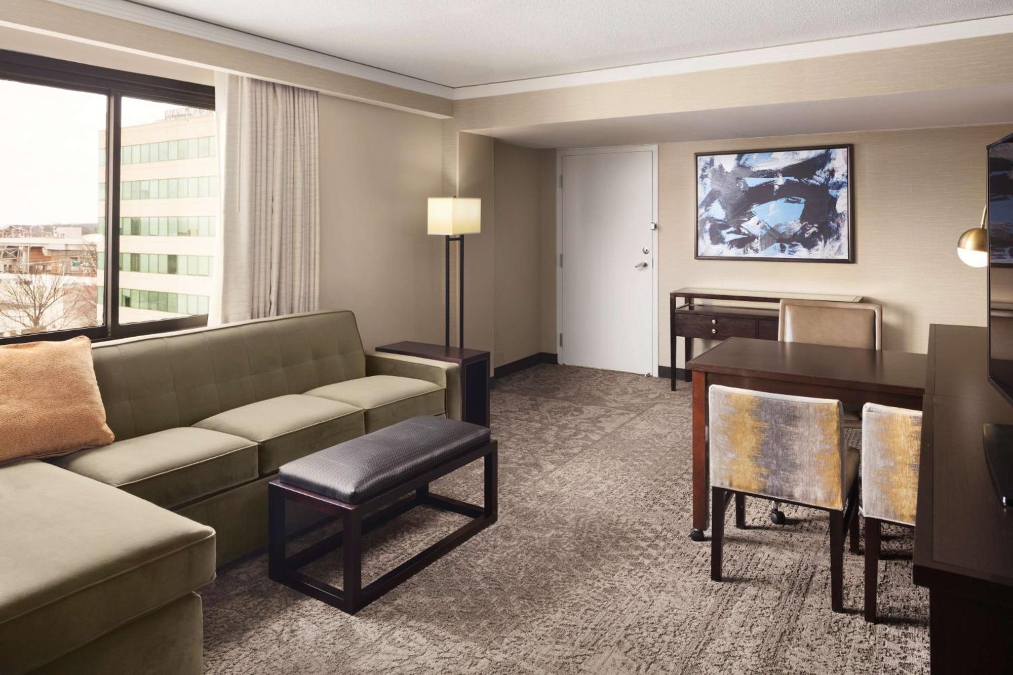 Embassy Suites Tysons Corner Esterno foto